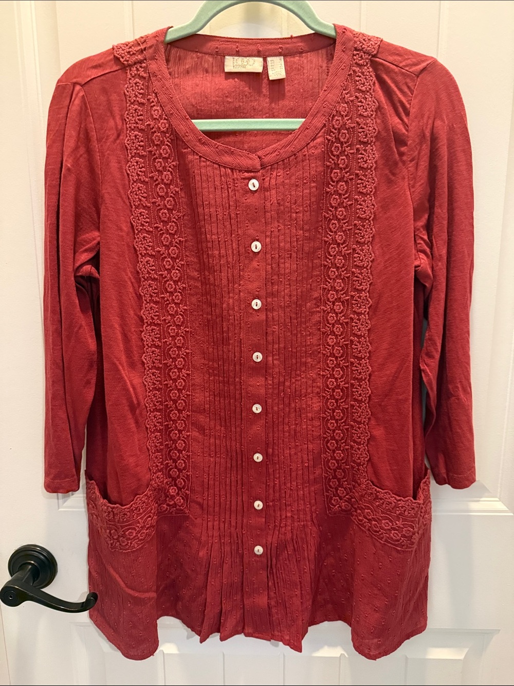 Logo Lavish Women's Beautiful Red Crochet-Trim Button Front Blouse (S)